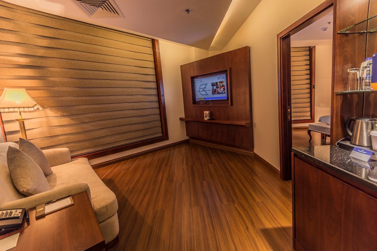 Golden Tulip Headington Ξενοδοχείο Μουσκάτ Εξωτερικό φωτογραφία